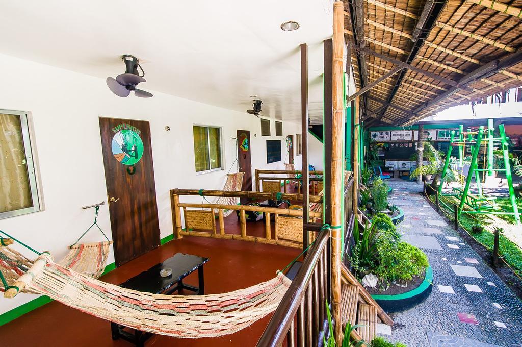 Jeepney Hostel And Kite Resort Balabag  المظهر الخارجي الصورة